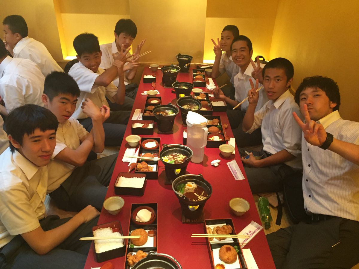 71期 大人への旅 修学旅行イン嵐山での昼食
