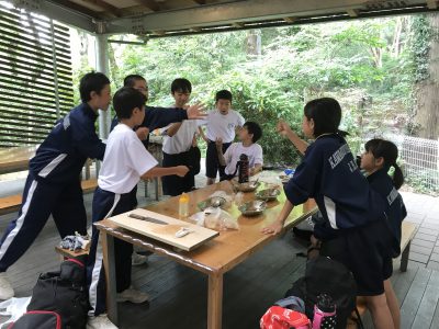 1年生校外学習「カレーモリモリ」