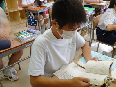 7月3日(金):3学年 朝読書