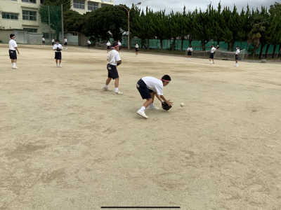 ９月１日（火）：１学年　体育の授業を紹介します。