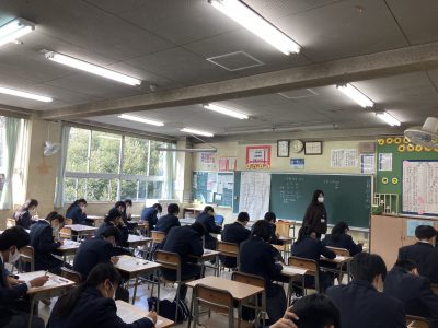 11月19日(木)：3学年　テストの様子