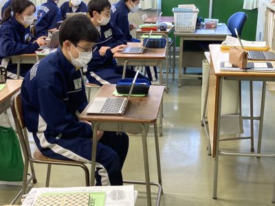 1月13日㈬　３学年　生徒へのパソコン使用開始