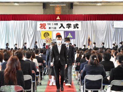 ４月８日 (木):入学式⑦(新入生退場)