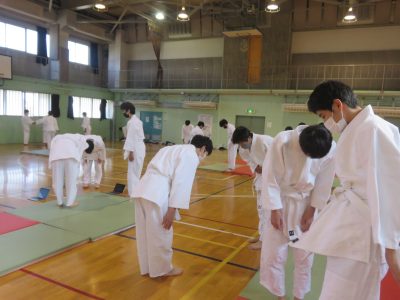 1月24日(火)：2学年　77期　体育の授業